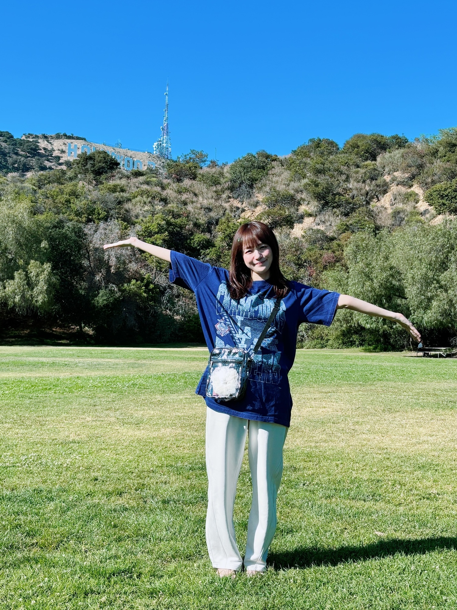 LA